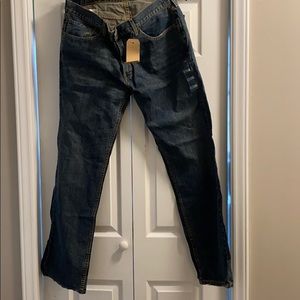 New Men’s Levi Jeans